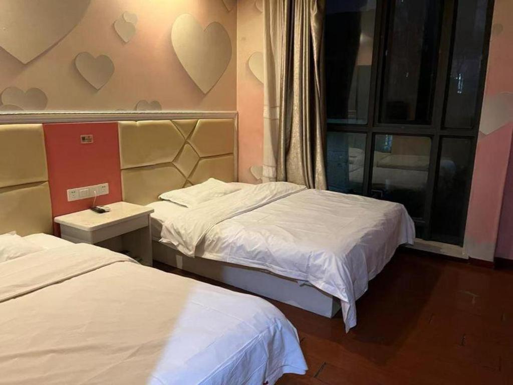 7 Days Premium Wild Animal Park Huinan Hotel